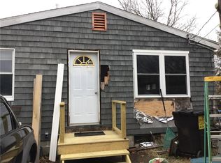 41 Enfield Ave, North Kingstown, RI 02852