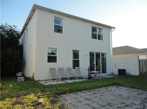 2nd image of 5693 Azalea Cir