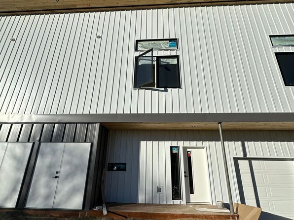 2054 N Highway 135 #2