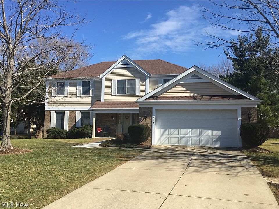 1st image of 16725 Parkwood Ln