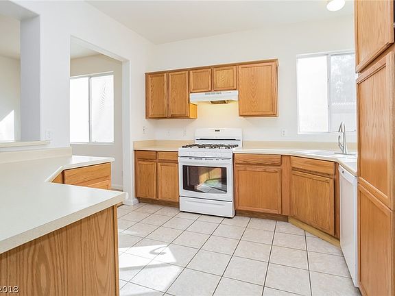 2nd image of 9025 Spinning Wheel Ave
