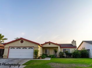 5305 Windy Peak St, Bakersfield, CA 93307