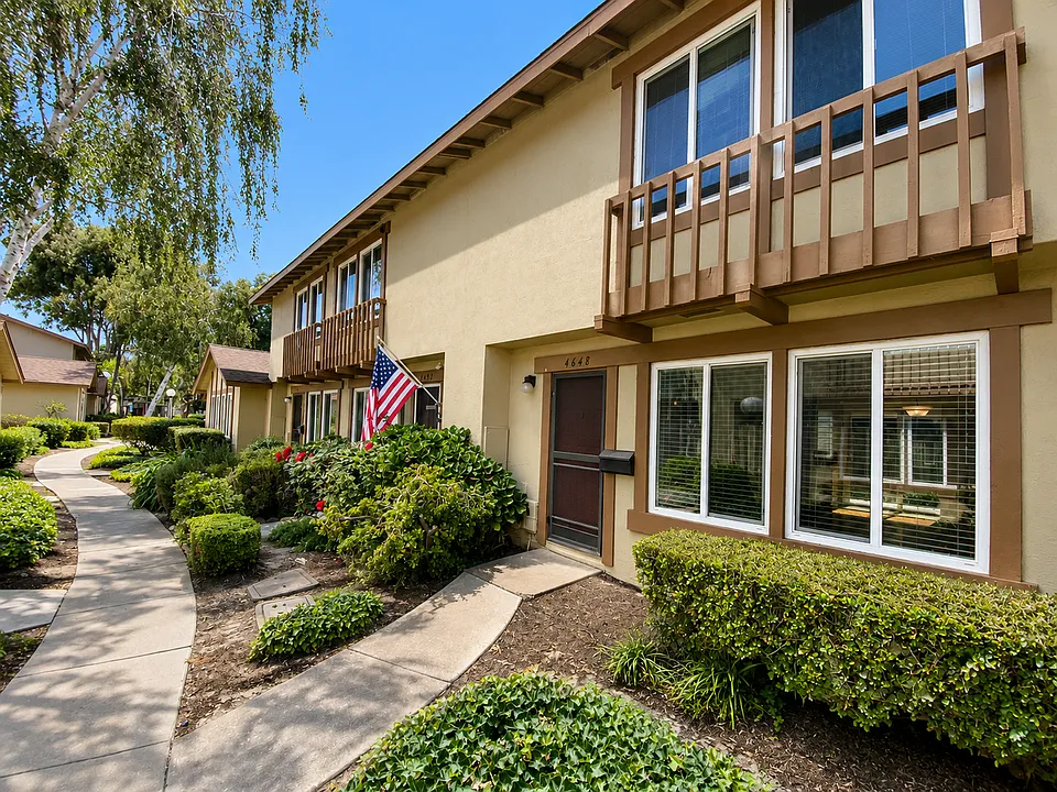 4648 Balboa Way