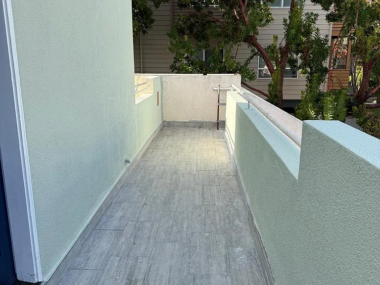 4137 Bay St #C — Photo 11