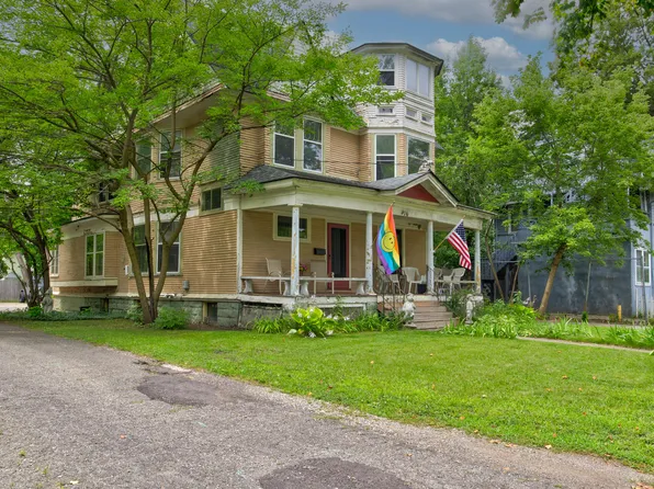 916 S Park St, Kalamazoo, MI 49001