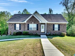 180 Thornberry Dr, Hayden, AL 35079