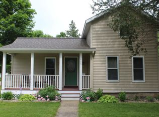 603 S Main St, Plainwell, MI 49080
