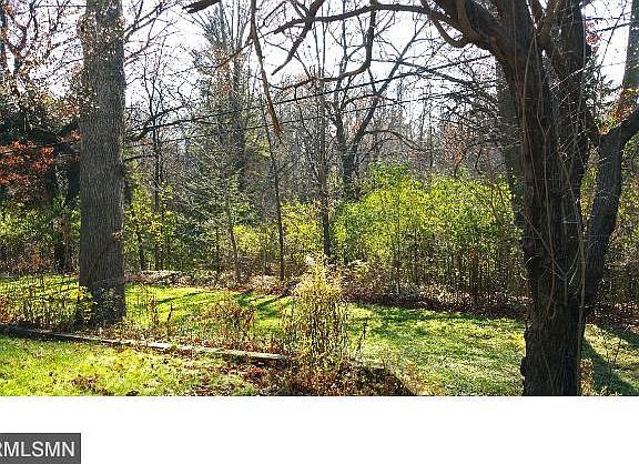 3rd image of 2620 Brookview Dr E