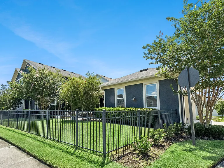 13273 Granger Ave — Photo 36