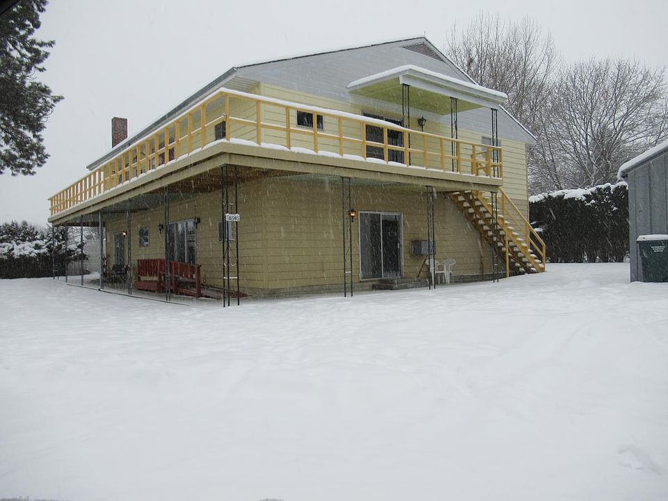 Front of duplex