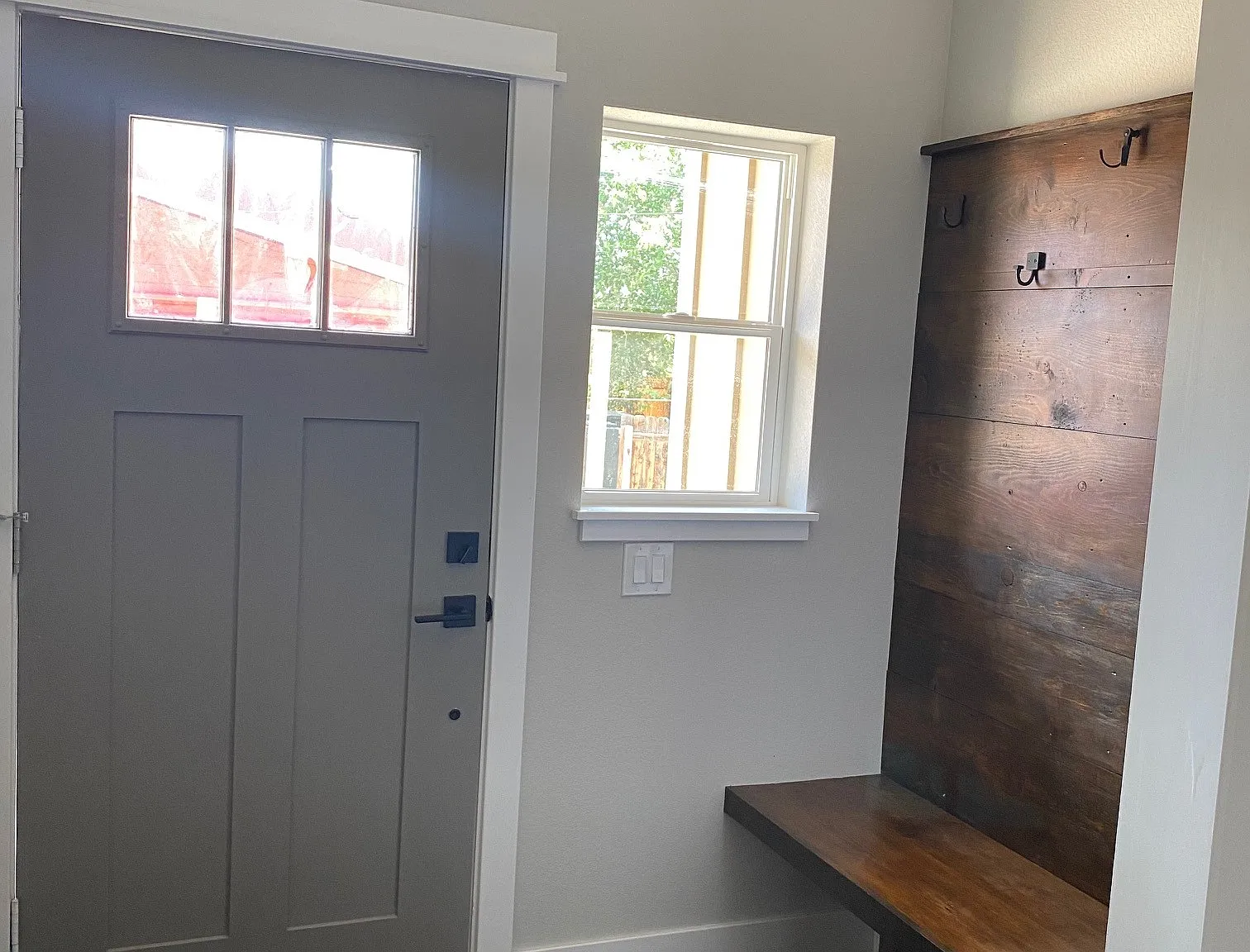 3 bed, 2.5 bath, 1596 sqft, $2,650 — Photo 3