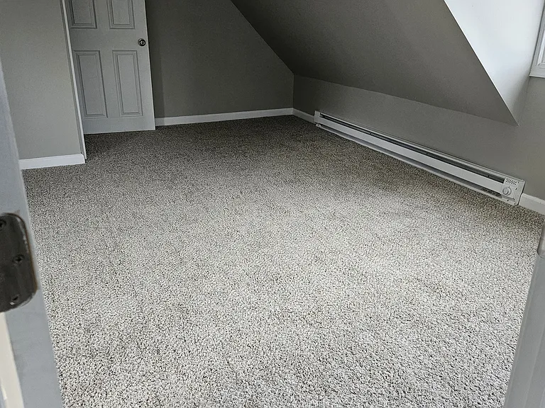 214 Somerset St — Photo 13