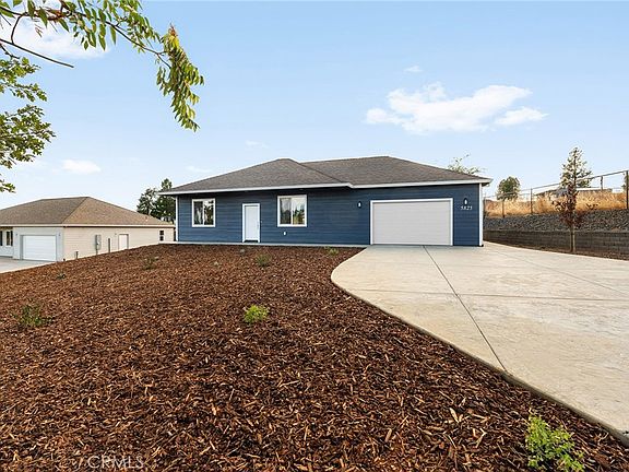 3rd image of 5825 Golden Oaks Rd