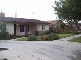 628 W 3rd St, Azusa, CA 91702