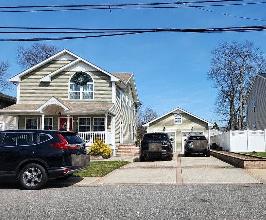 1st image of 322 Lafayette St