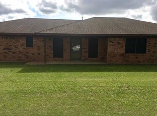 19617 Kiker Rd, Winnie, TX 77665