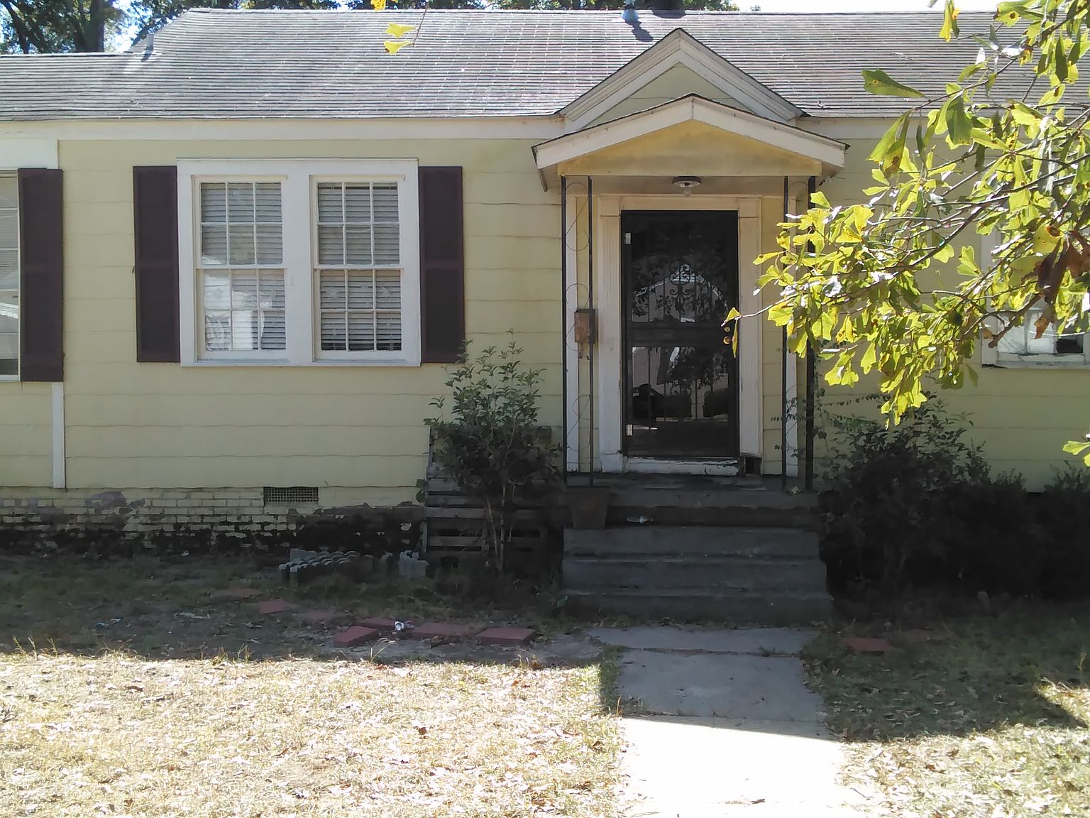 353 E Ridgeway St, Jackson, MS 39206 Zillow
