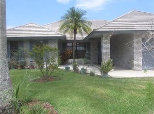 19740 Back 9 Dr, Boca Raton, FL 33498