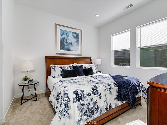 4th image of 763 Sunrise Rd