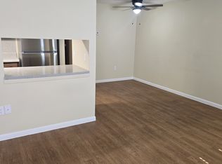 1204 W Reynolds St #101, Plant City, FL 33563