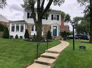 201 E Indian Spring Dr, Silver Spring, MD 20901