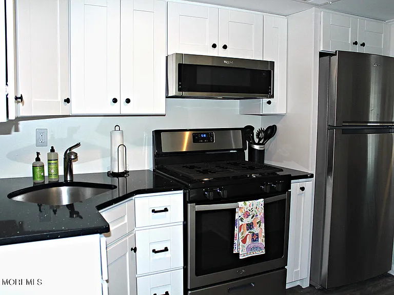 85 Mount Zion Way #2 — Photo 8