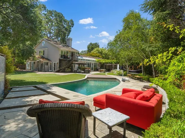 1 Larch Dr, Atherton, CA 94027