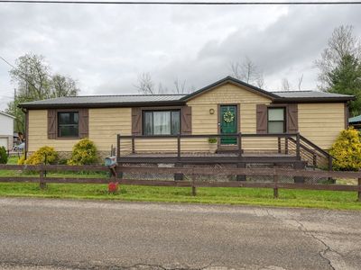 2441 Ohio Ave, Cambridge, OH, 43725