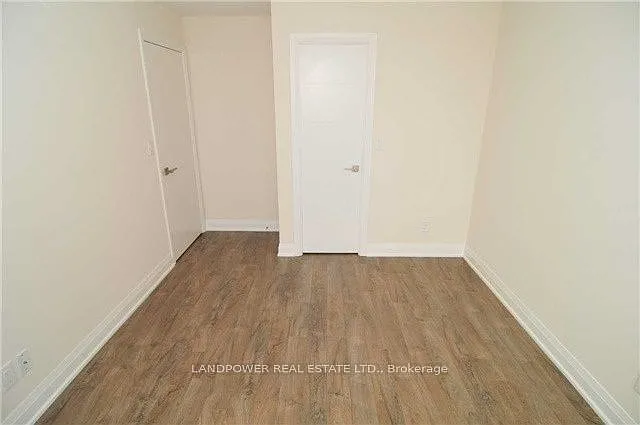 18 Uptown Dr #812 — Photo 5