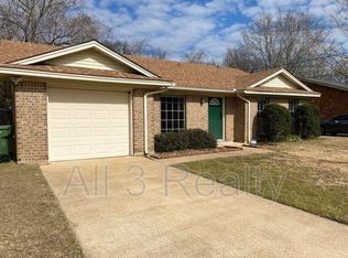 6205 Lycoming Rd, Montgomery, AL 36117