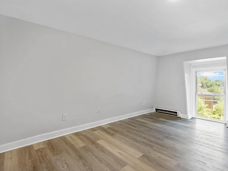 119 School St #5 — Photo 9