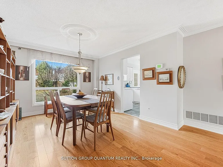 1511 Ifield Rd — Photo 11