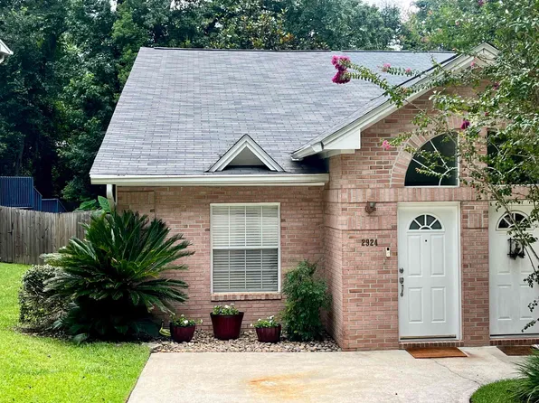 2924 Cross Creek Ct, Tallahassee, FL 32301