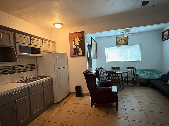 3rd image of 1125 N 30th St #1125