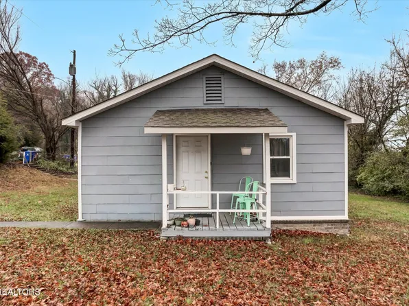 100/102 Howard Ln, Oak Ridge, TN 37830