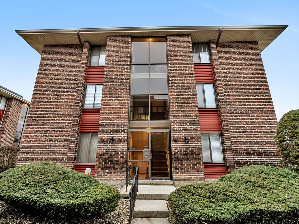 1st image of 15804 Terrace Dr Unit 3W