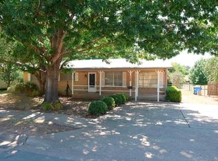 1104 Hill St, Bastrop, TX 78602