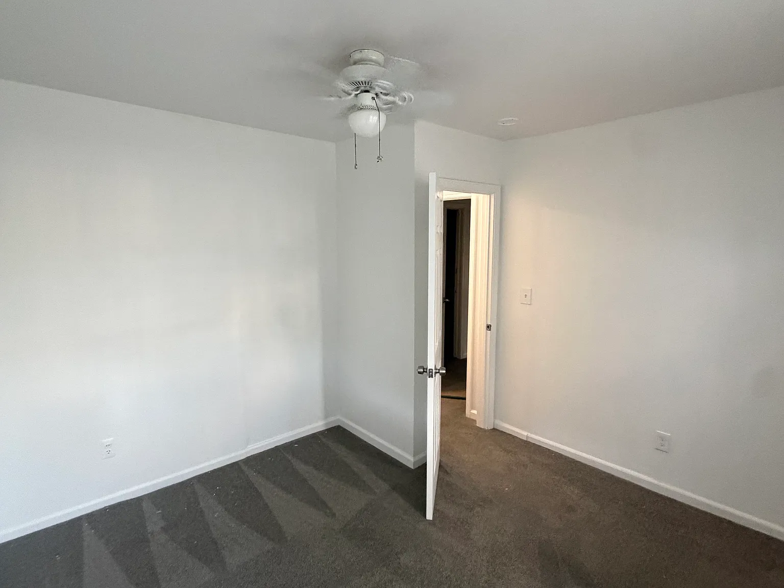 1601 Dexter Ave — Photo 1