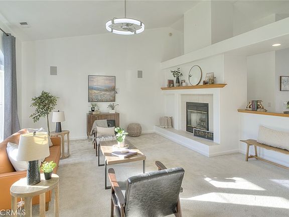 4th image of 6 Farga Ct