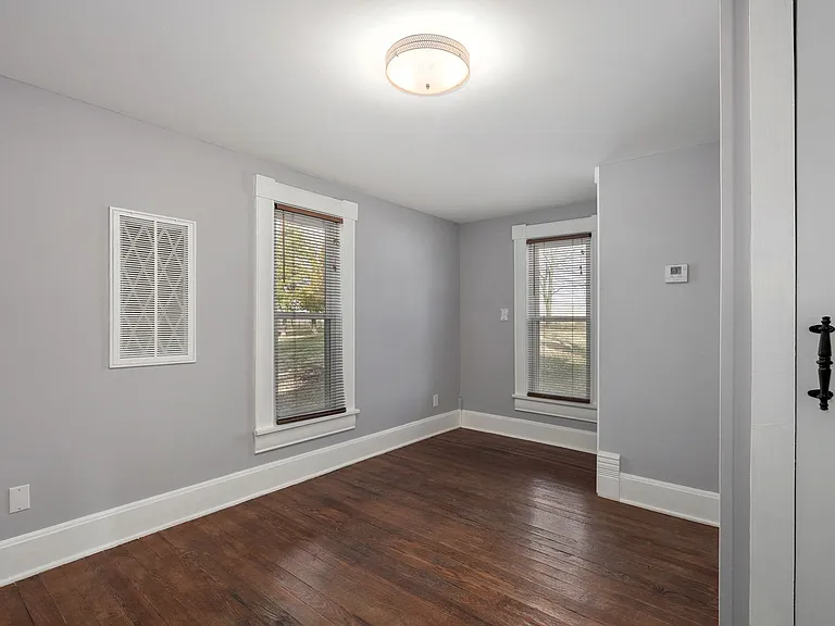 1528 Hidden Valley Rd — Photo 23