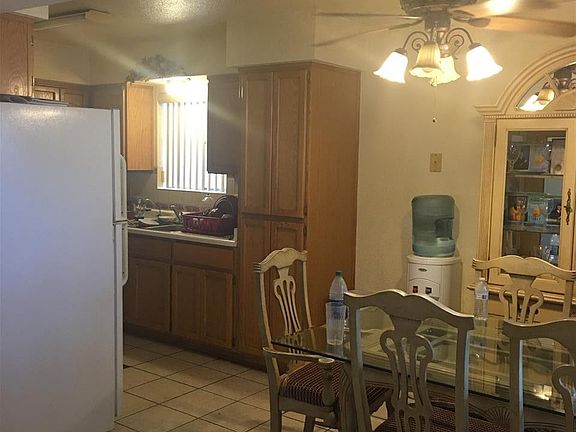 4th image of 550 N Arciga Dr