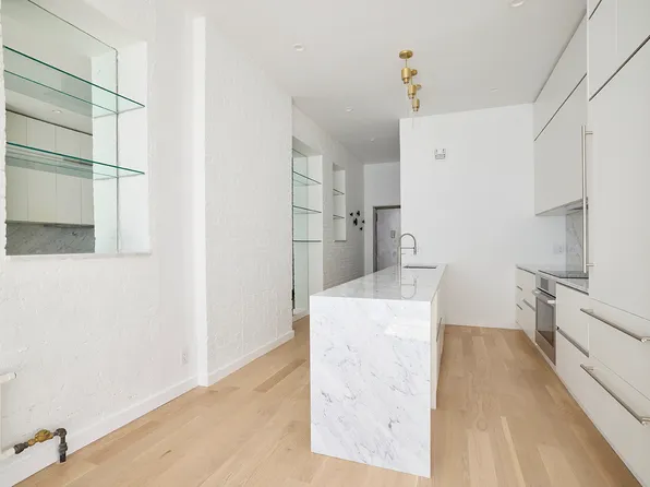 23 East 10th Street image 11 of 21