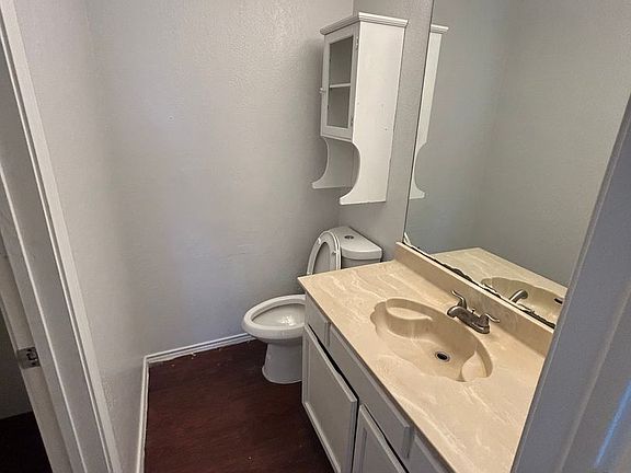 2nd image of 2604 Isbella Dr