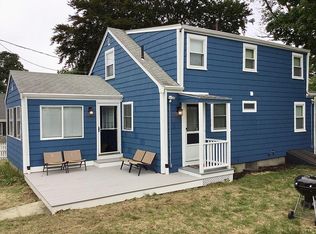 12 Manomet Rd, Weymouth, MA 02191
