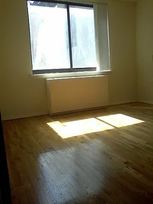 Rented by City Connections Realty | media 3