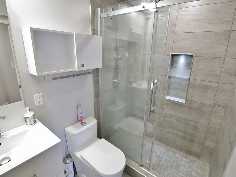 16 Sweetland Ave #3 — Photo 18