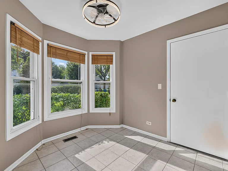 485 Nicole Dr #D — Photo 6