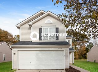 10020 Green Hedge Ave, Charlotte, NC 28269