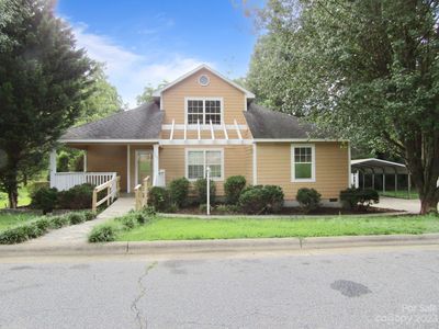 717 2nd Street Pl SW, Conover, NC, 28613