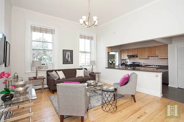 Sold by Halstead Property | media 3